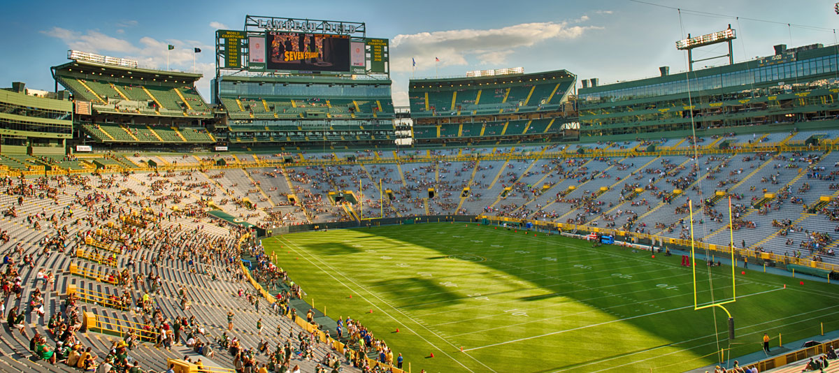 Heritage Trail Trolley Tours  Green Bay Packers Hall of Fame & Stadium  Tours